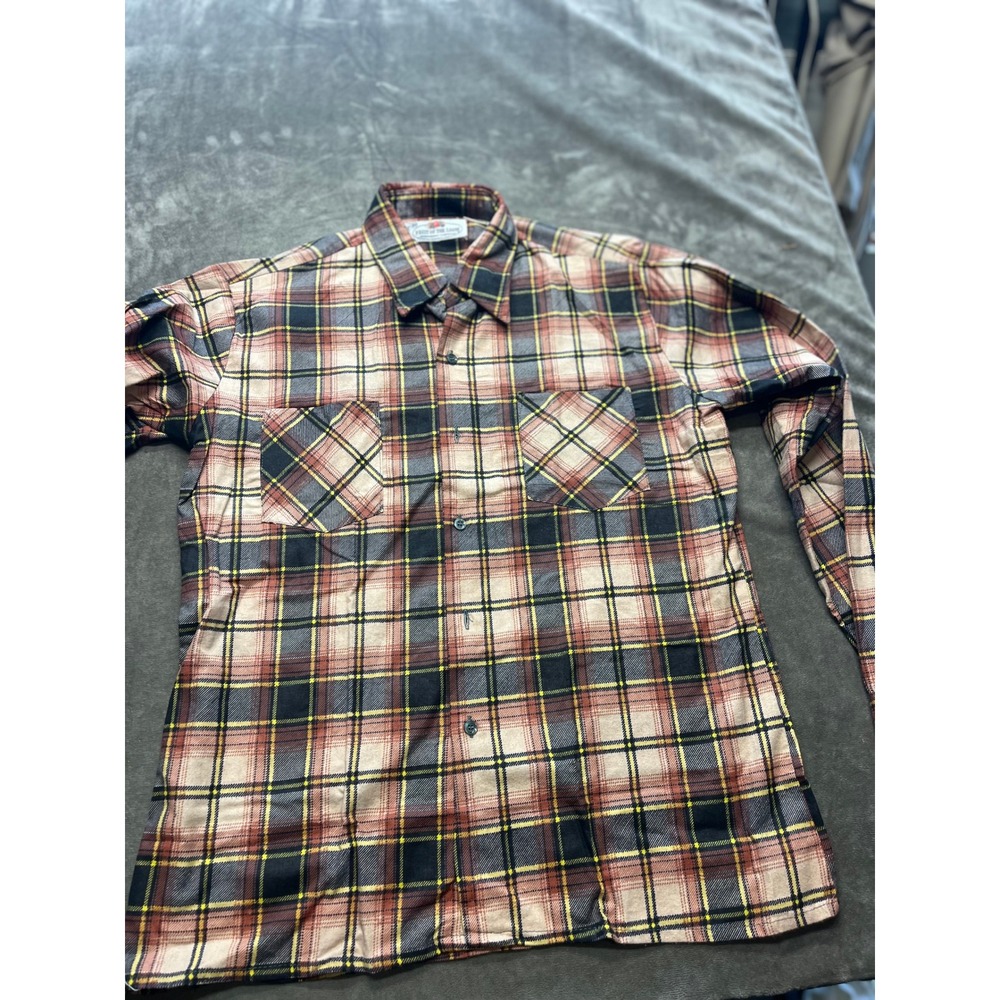 Fruit of the Loom Men's Plaid Long Sleeve Button Up Shirt Size Medium